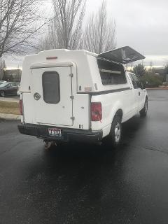 2005 Ford F-150 Super Cab with Utility Topper